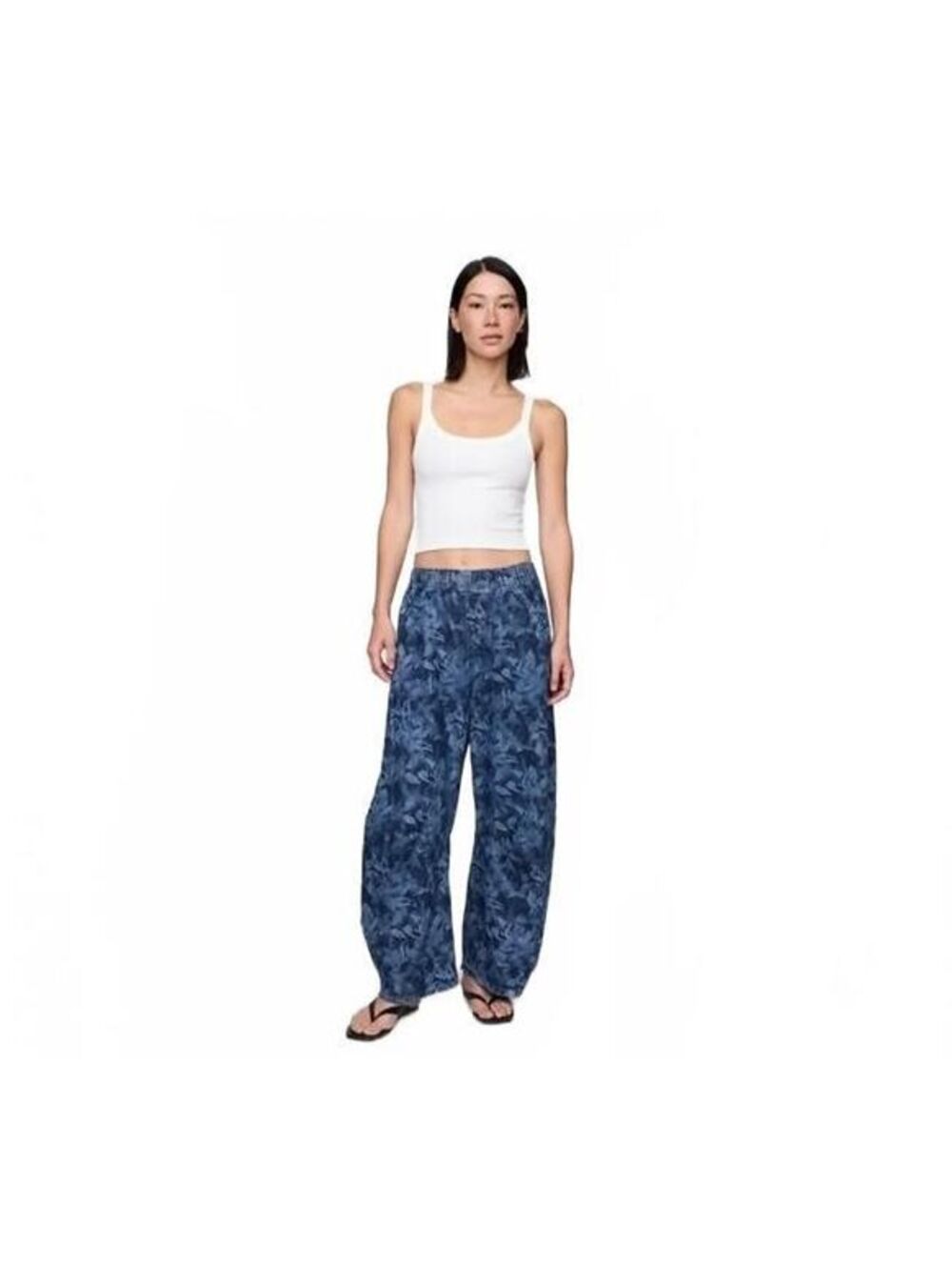 Gap Mid Rise UltraSoft Easy Horseshoe Jeans pant blue floral